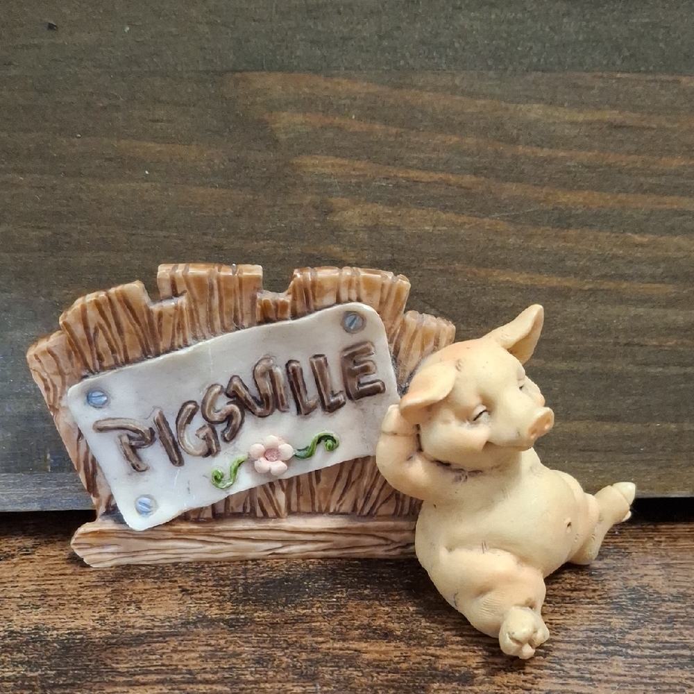 🐖Vintage Pigsville Pig Figurines,  Nap Time & Pigsville P.O.P. sign